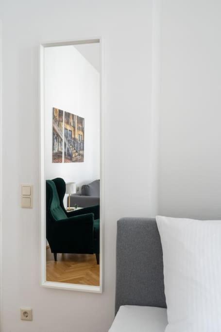 Historic Heart Apartment Wenen Buitenkant foto