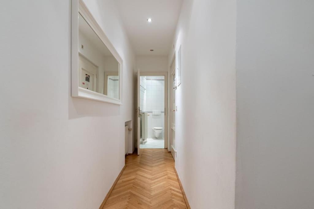 Historic Heart Apartment Wenen Buitenkant foto